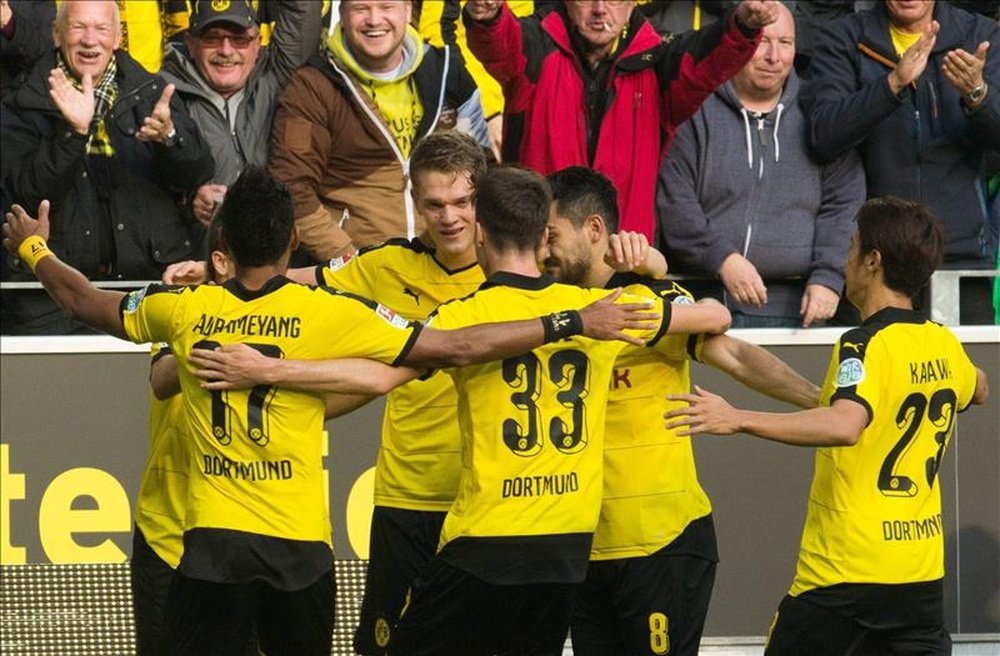 Jugadores del Dortmund, celebrando un gol. Twitter