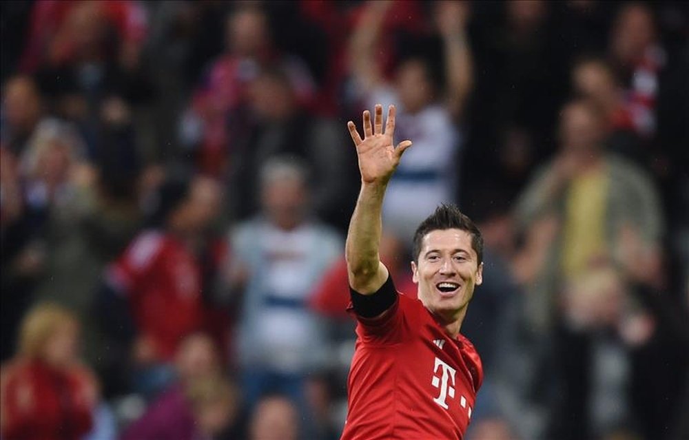 El agente de Lewandowski confirma que algo hay entre el polaco y el club español. EFE