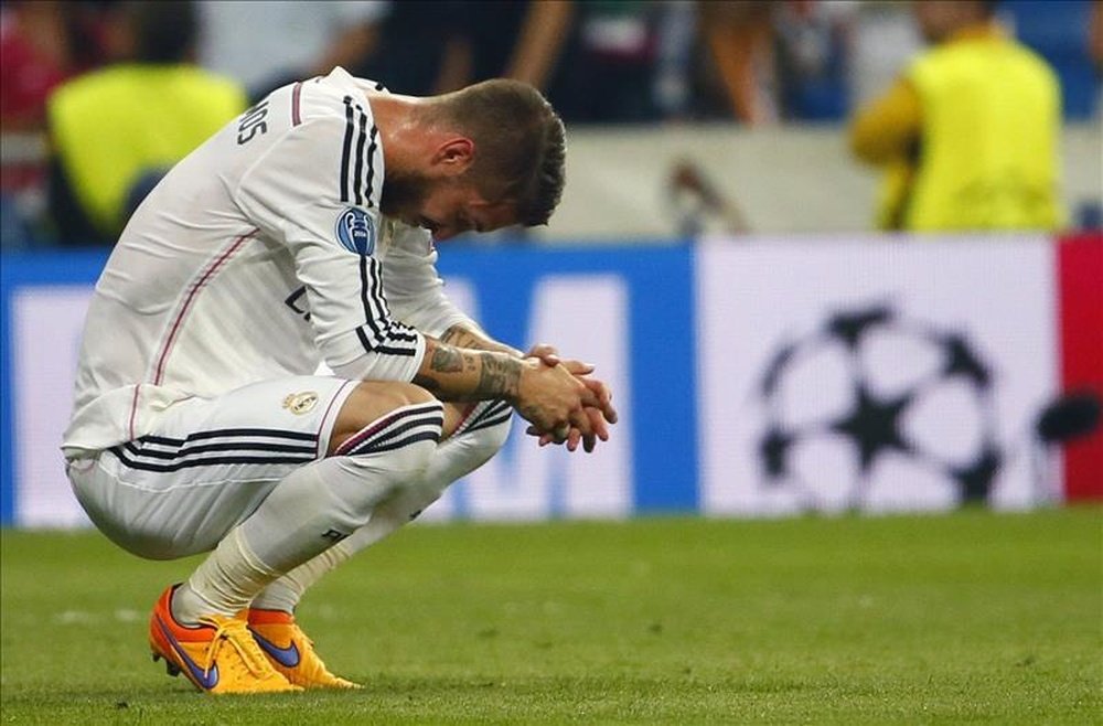 Ni Sergio Ramos, ni Piqué, ni Godín, ni Otamendi... ningún defensa es candidato. EFE/Archivo