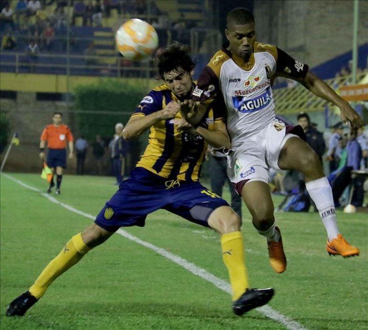 El Sportivo Luqueño olvida sus problemas en Paraguay y elimina a Deportes Tolima