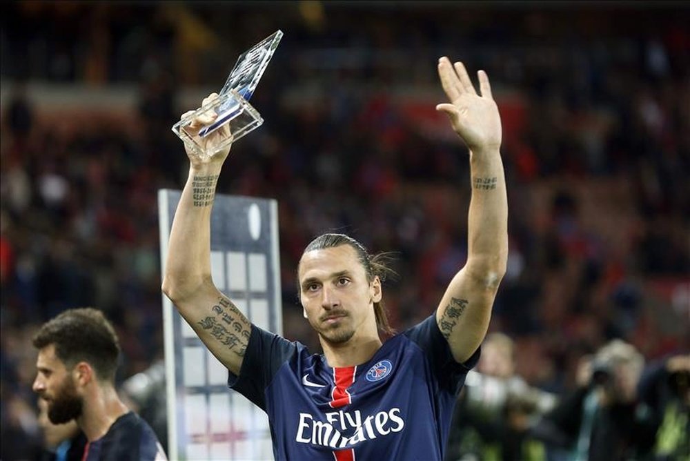 El delantero sueco Zlatan Ibrahimovic ya es el máximo goleador de la historia del París Saint Germain. EFE/EPA