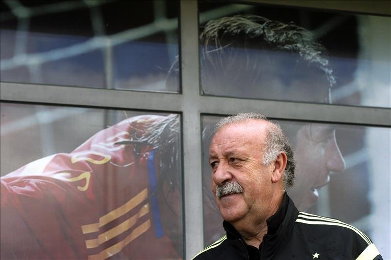 Del Bosque happy to have selection headache for Euro 2016