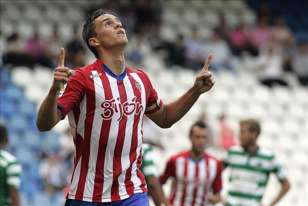 El defensa del Sporting de Gijón Bernardo Espinosa. EFE/Archivo