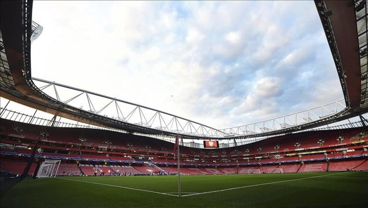 Lowest-ever crowd at the Emirates to see Arsenal scrape into the fourth round