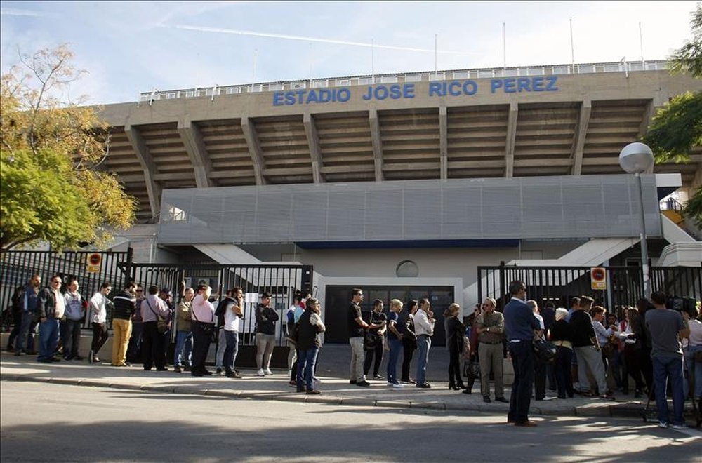 Conscientes de lo que se juega el Hércules, los aficionados alicantinos quieren un estadio lleno.EFE