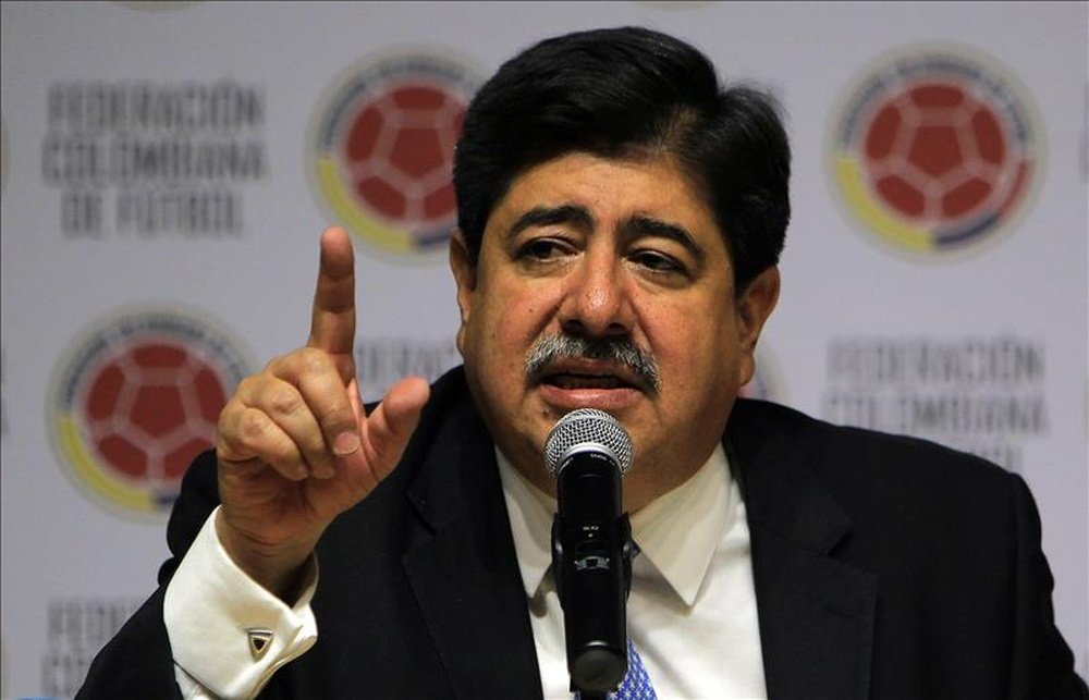 En la imagen, el presidente de la Federación Colombiana de Fútbol (FCF), Luis Bedoya. EFE/Archivo