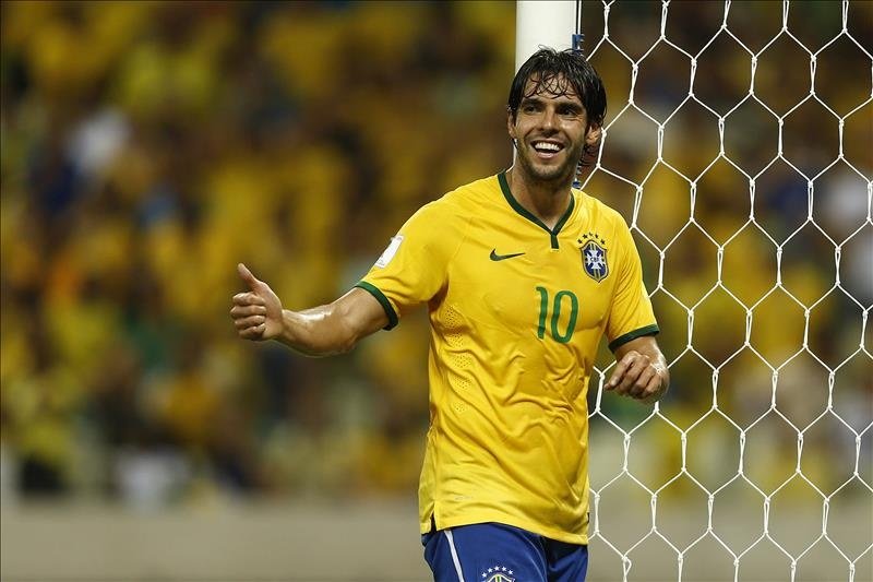 Kaka set to link up with Brazil legend... Adriano!