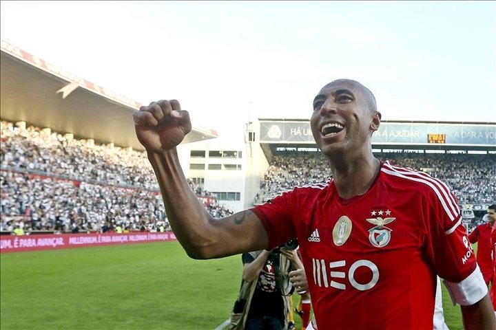 Luisão, o maior conquistador da história do Benfica