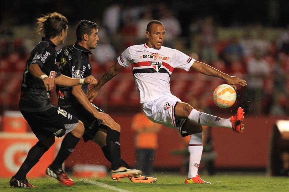 Luis Fabiano quiere volver a Brasil, pero no jugará en Vasco da Gama. EFE