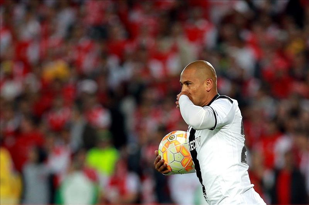 Humberto Suazo abandona La Serena. EFE