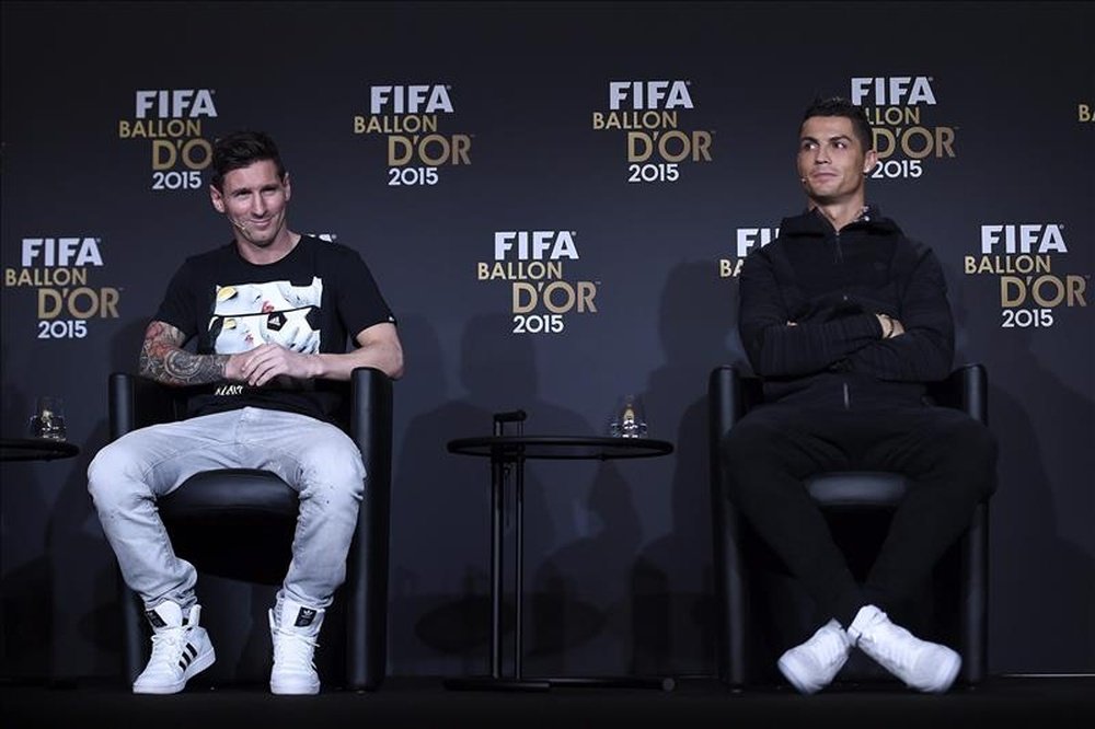 Messi, durante la rueda de prensa previa al Balón de Oro. Twitter