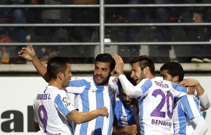 Un Málaga blando en defensa muestra su poderío ofensivo ante el Fortuna