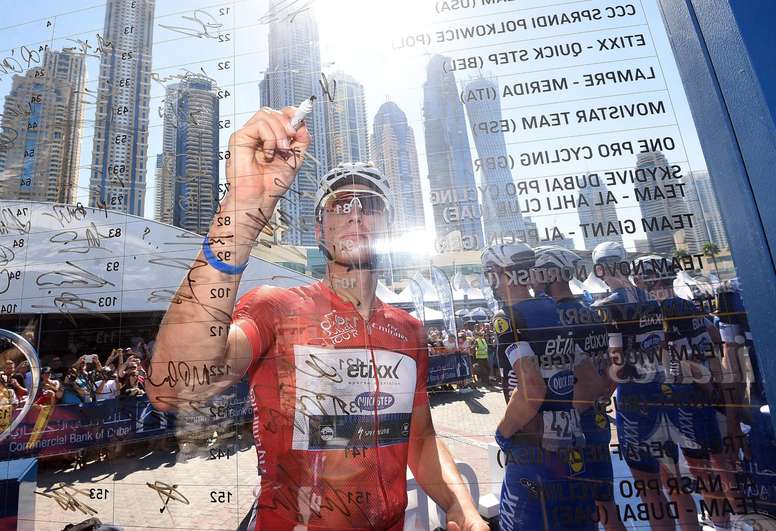 El alemán Marcel Kittel (Etixx-Quick Step) hizo suyo el Tour de Dubai. EFE