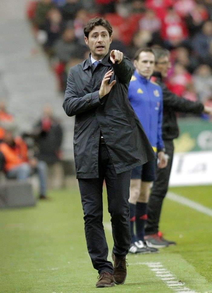 El entrenador del Deportivo no se mostró preocupado tras perder ante el Espanyol. EFE