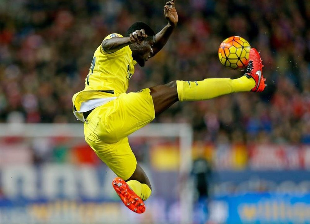 El defensa costamarfileño del Villarreal, Eric Bertrand Bailly. EFE/Archivo