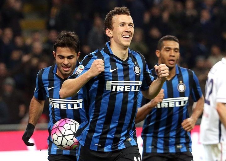 El Inter se coloca tercero y a dos puntos de la Roma tras vencer al Bologna