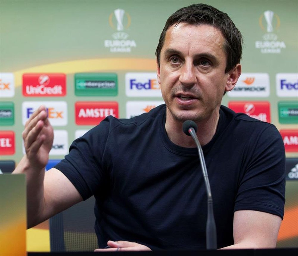 Gary Neville was not shy about his opinion on Manchester United's performance. EFE