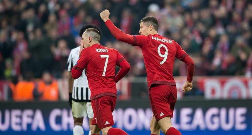 Robert Lewandowski on the score sheet again. EFE