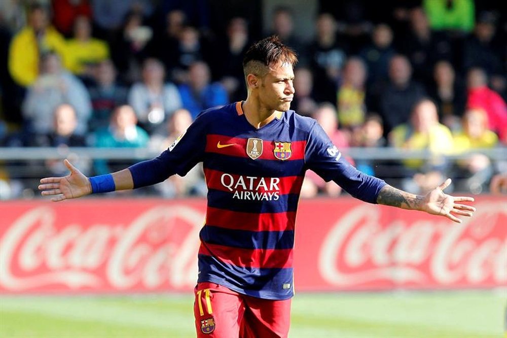 'Football Leaks' ha revelado los detalles más deseados: los del contrato de Neymar. EFE