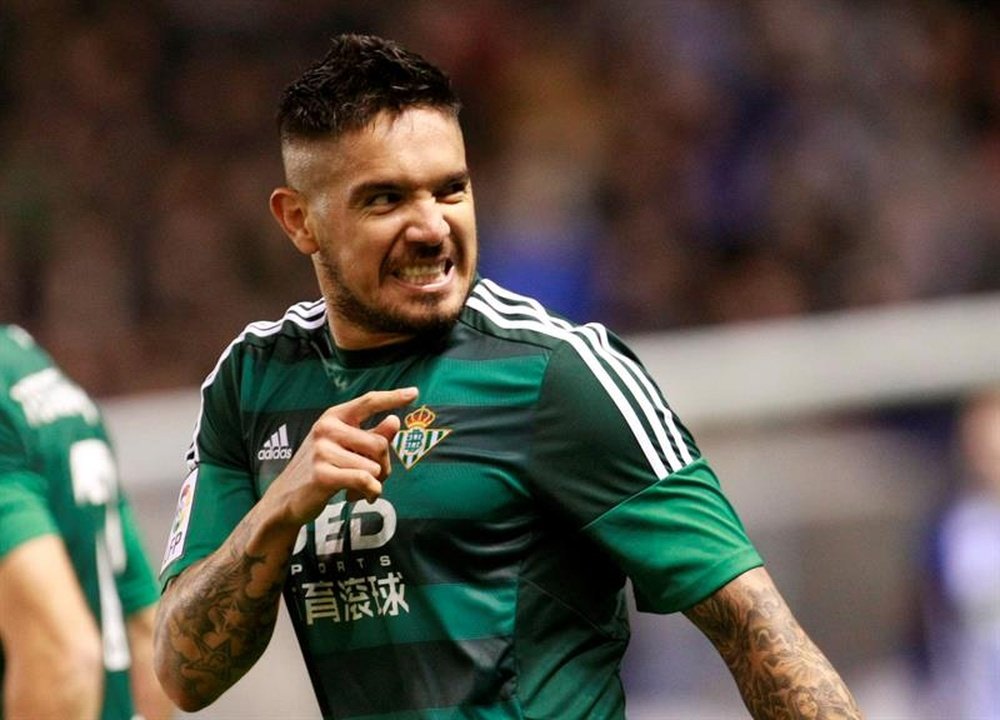 Juan Manuel Vargas no seguirá en el Real Betis. EFE