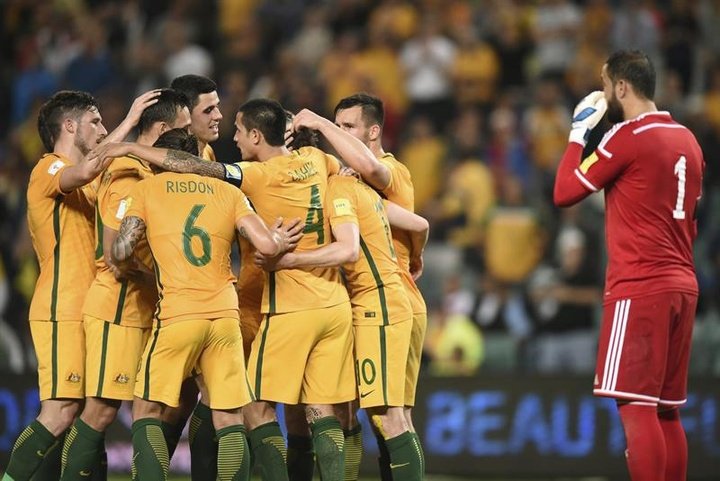 Australia pasa de ronda como primera de grupo tras vencer por goleada a Jordania