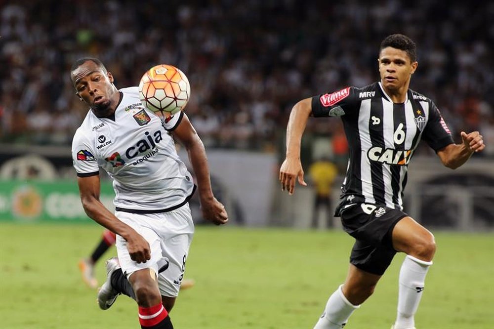 Douglas Santos, en su etapa con Mineiro, interesa al PSV. EFE