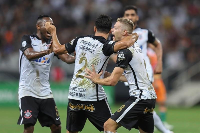 El Corinthians es el primer clasificado en el 'Brasileirao'. EFE