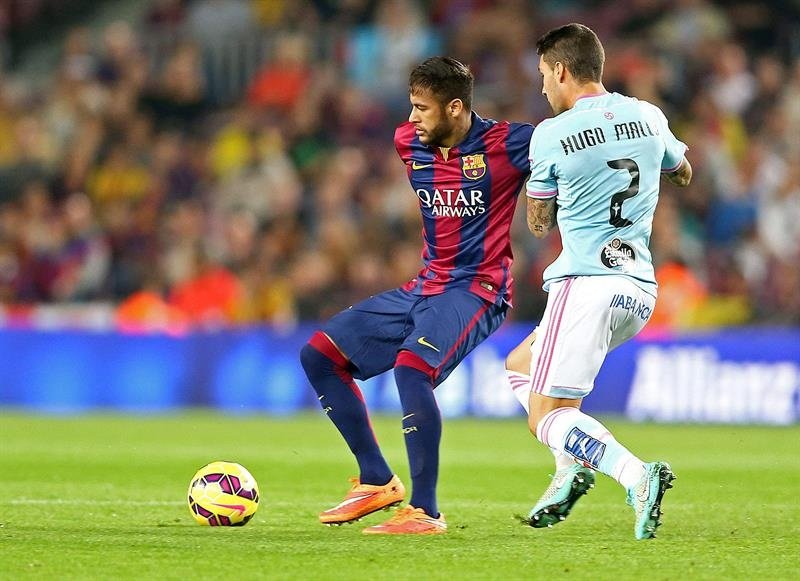 Neymar Jr. (L) during a game. EFE/Archivo