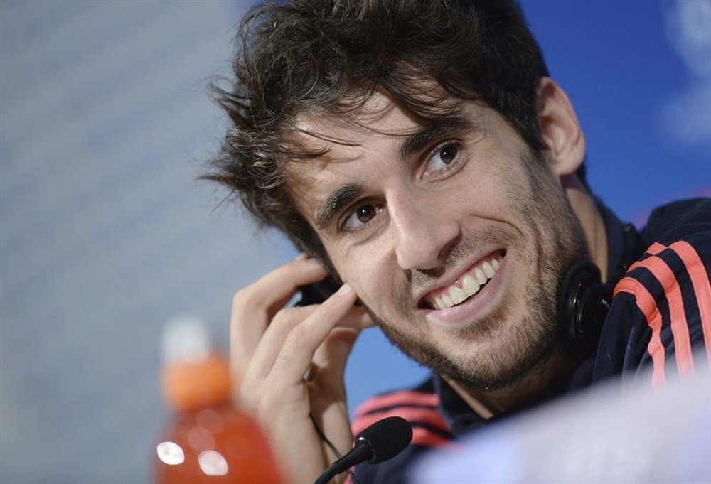 El defensa español del Bayern de Múnich, Javier Martínez durante la rueda de prensa del equipo en el Allianz Arena de Múnich, Alemania hoy 2 de mayo de 2016. El Atlético de Madrid se enfrentará mañana al Bayern de Múnich en el partido de vuelta de las semifinales de la Liga de Campeones. EFE