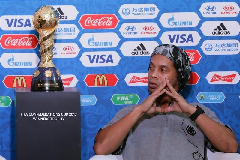 Ronaldinho, cerca de la MLS. AFP