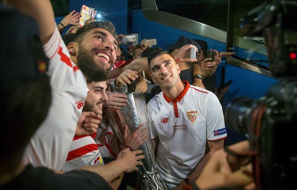 Jose Antonio Reyes with the Europa League with Seville. EFE