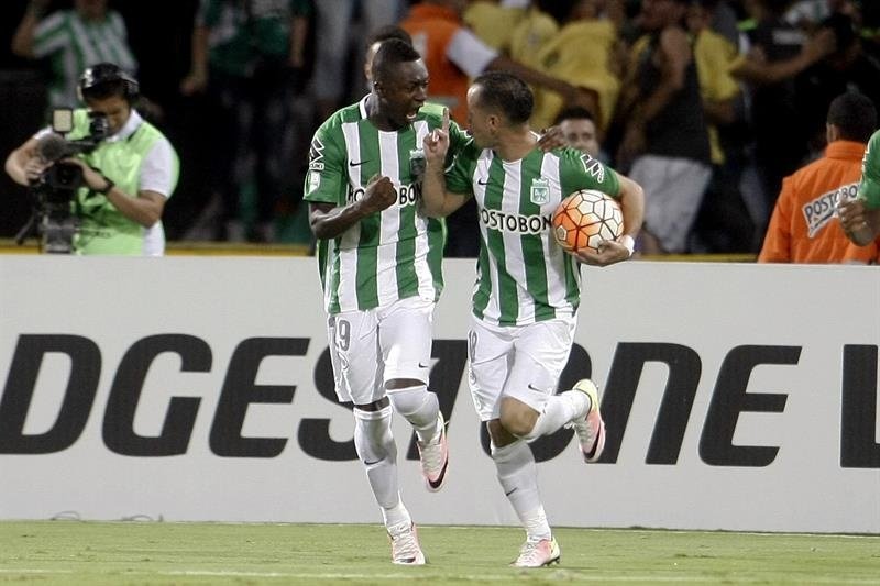 Palmeiras le roba al campeón de América una de sus insignias
