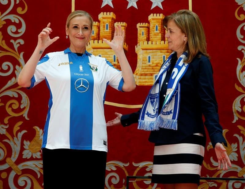 Con motivo del Día Internacional de la Mujer. EFE