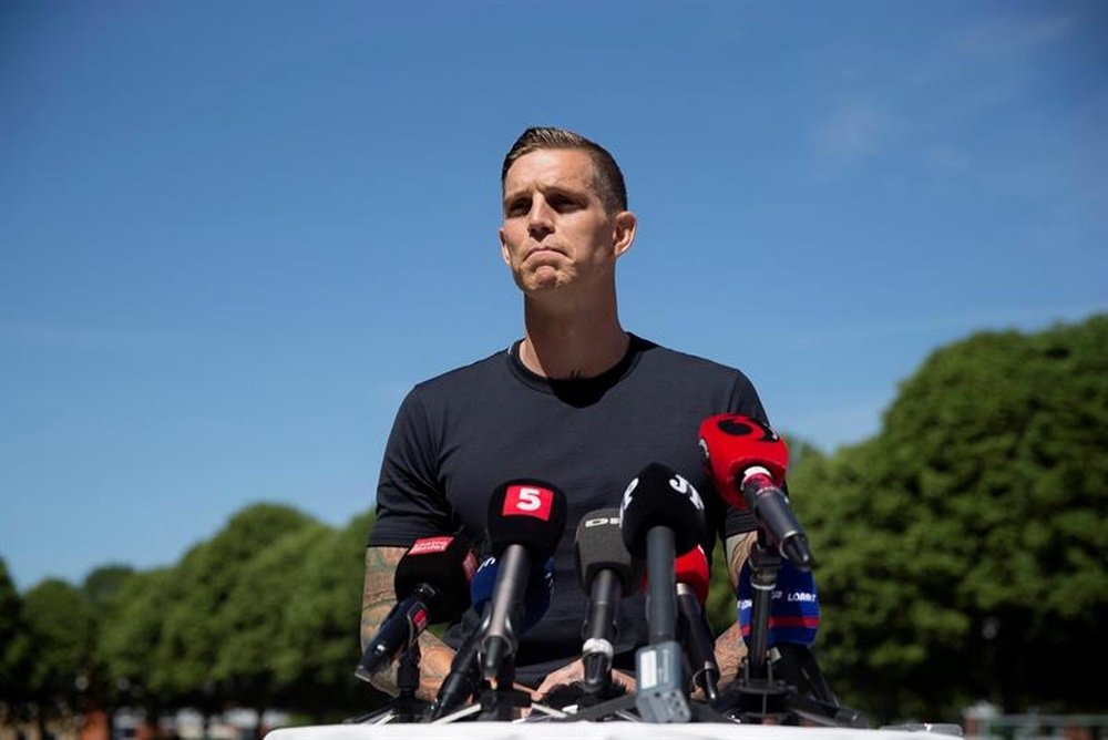 Agger announces his retirement from professional football. BeSoccer