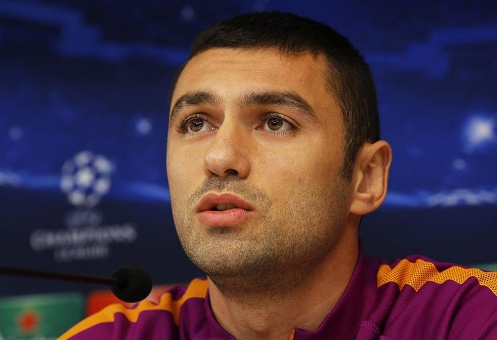 El jugador turco, Burak Yilmaz, durante una rueda de prensa. EFE/Archivo