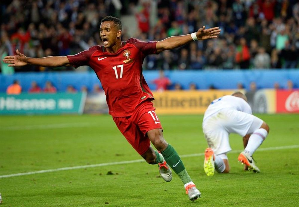 Portugal and Fenerbahce winger Nani could be a Valencia player next season. EFE