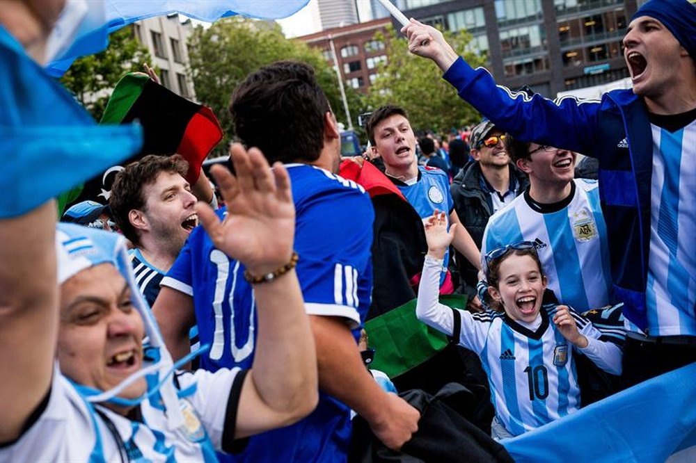 La afición argentina será una de las más numerosas en Rusia. EFE