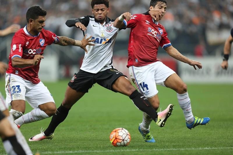 Corinthians espera poder conseguir la victoria en casa. EFE/Archivo
