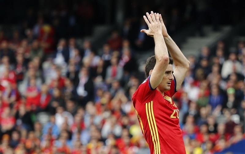 Aduriz no pudo completar el último partido de España en la Eurocopa de Francia. EFE
