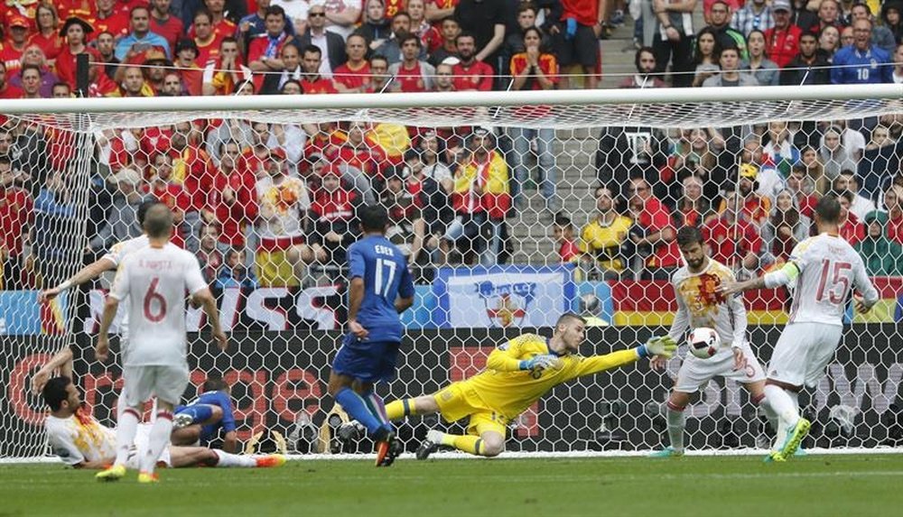De Gea vuelve a estar en el punto de mira. EFE