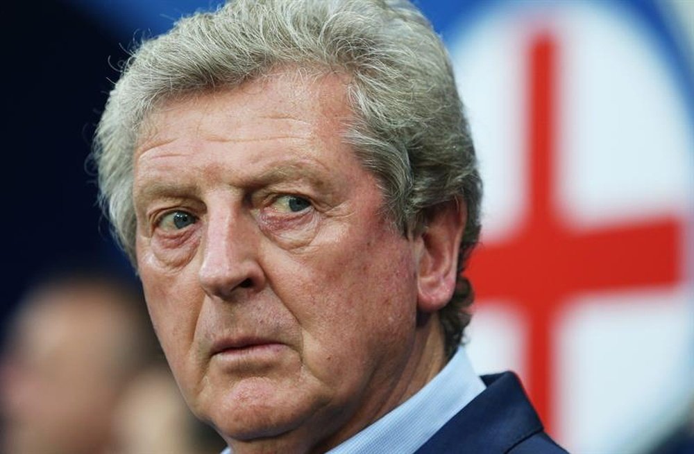 El exseleccionador inglés, Roy Hodgson, ayer durante el partido disputado contra Islandia. EFE