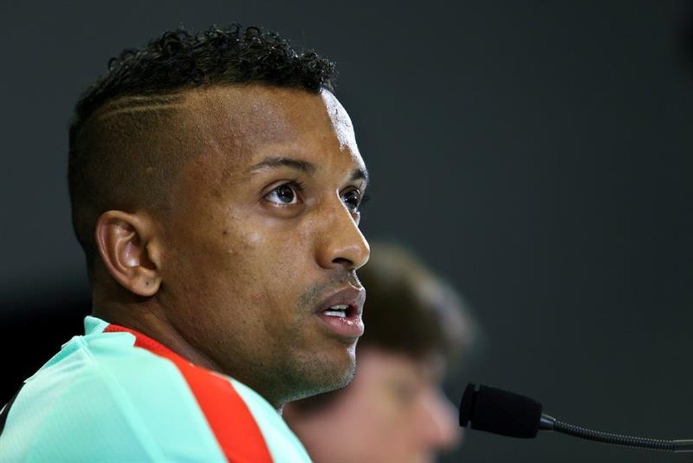 Luís Carlos Almeida da Cunha Nani, futbolista de la selección portuguesa de fútbol, hoy en rueda de prensa. EFE