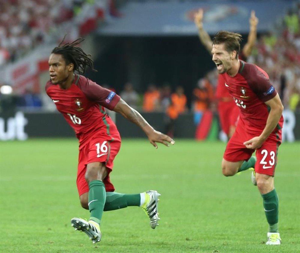 Sanches celebrates scoring his goal against Poland EFE/EPA
