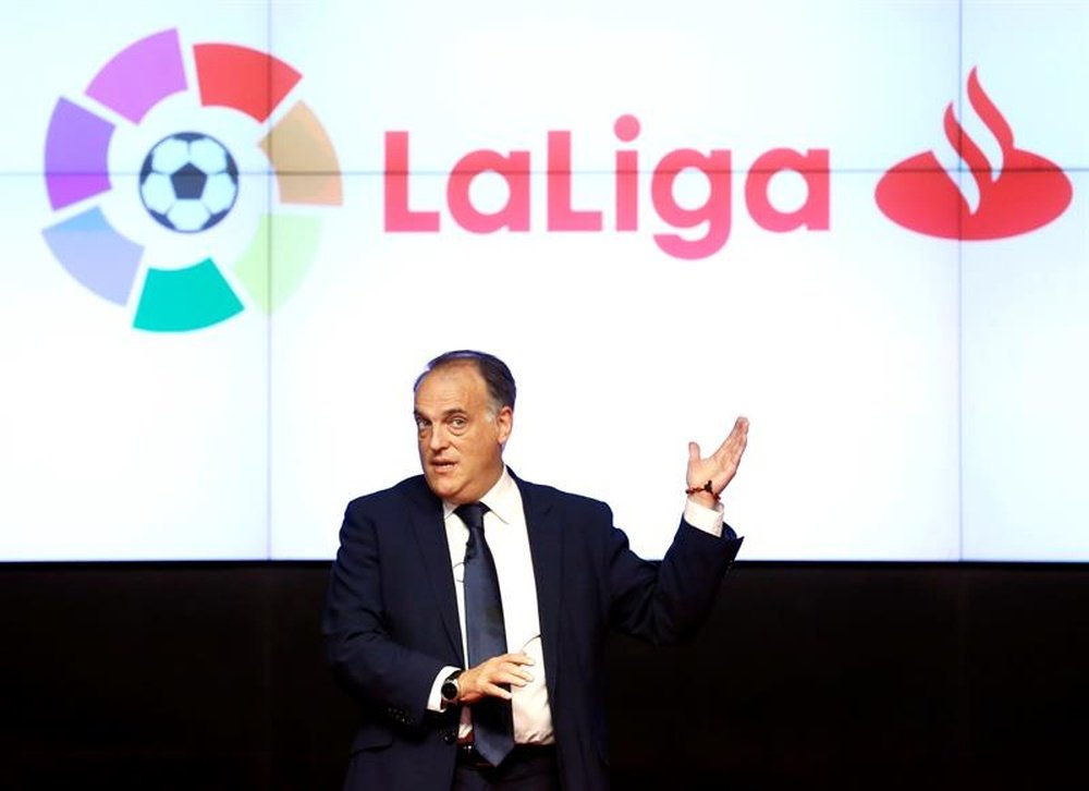El presidente de LaLiga, Javier Tebas, durante la presentación del acuerdo de colaboración entre Banco Santander y LaLiga para el patrocinio del fútbol español durante los próximos tres años, en Madrid. EFE/Archivo