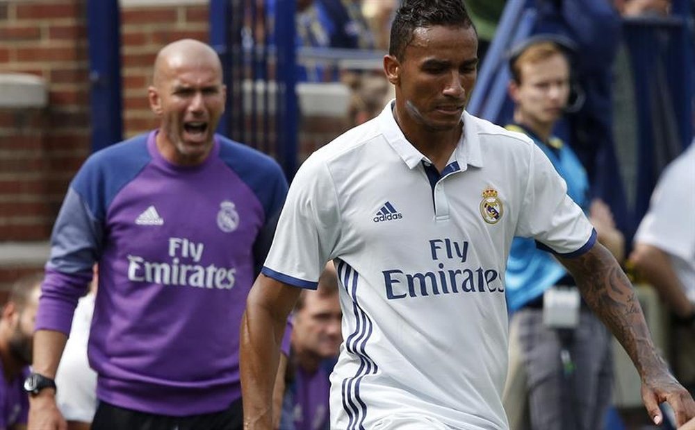 Le Real Madrid aurait donné son feu vert à 'l'opération Danilo'. EFE