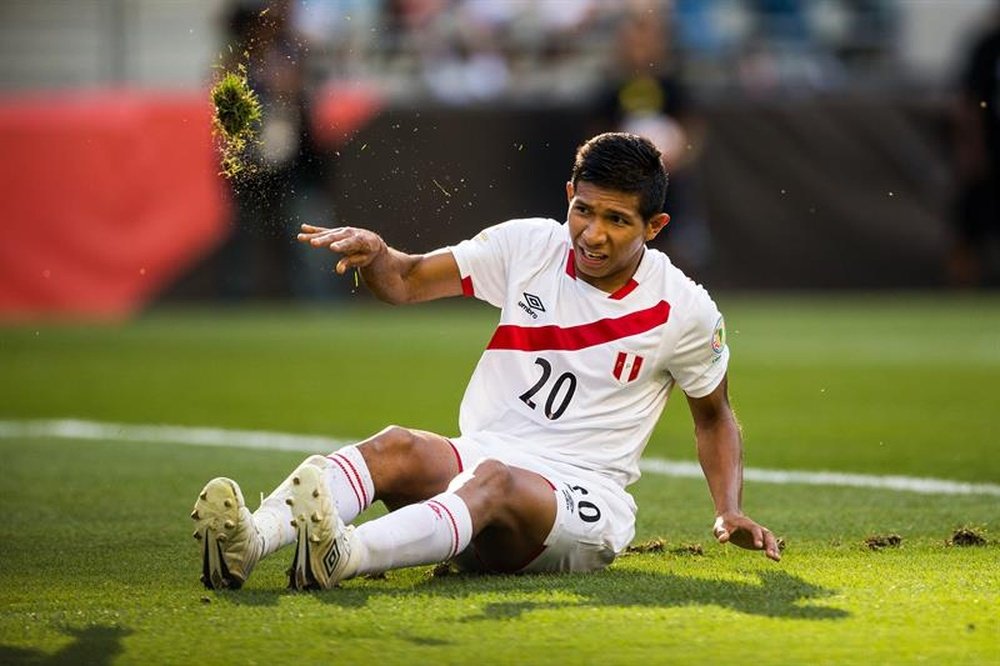 El jugador peruano Edison Flores. EFE/Archivo