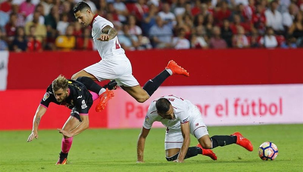 Séville a du mal sur la pelouse de l'Atlético Madrid. EFE