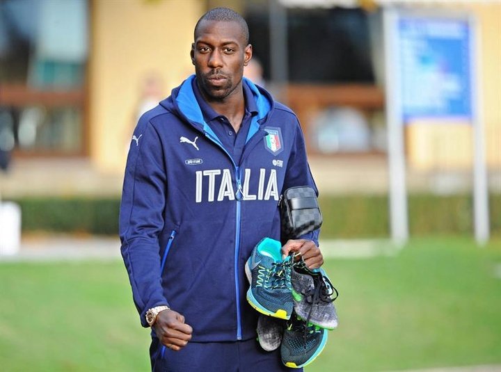 Watford sign Italy striker Okaka