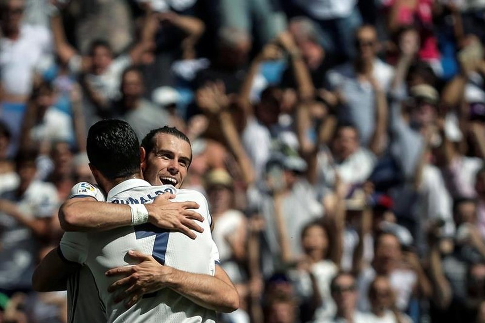Cristiano y Bale son dos de los jugadores que pueden renovar sus contratos próximamente. EFE/Archivo
