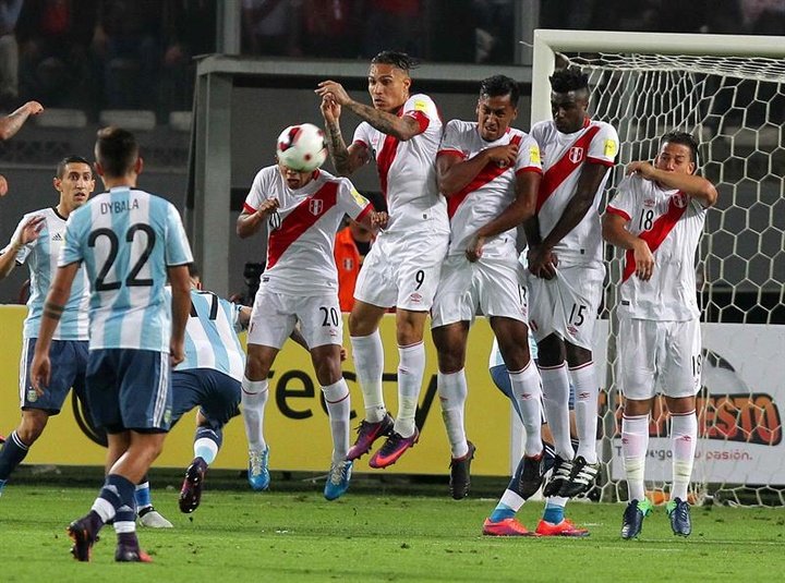 El 'Mudo' Rodríguez se conforma con un punto ante Argentina
